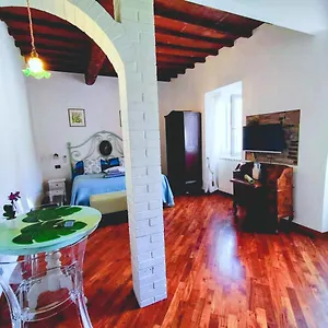 The Small Flat Firenze